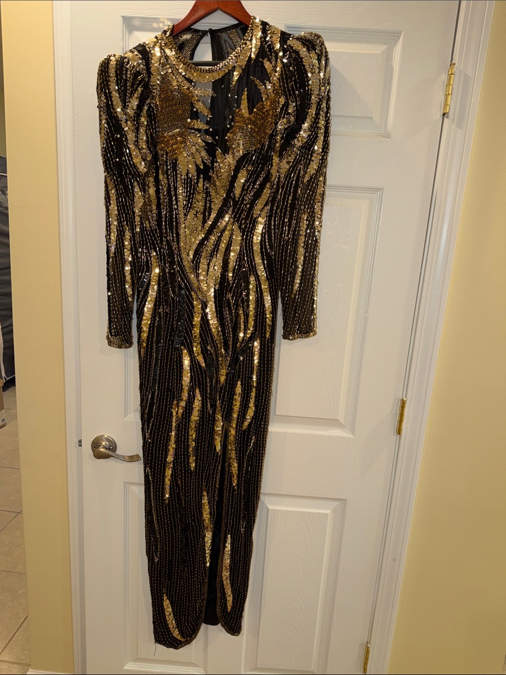 Black & Gold Sequin Long Sleeve Evening Dress